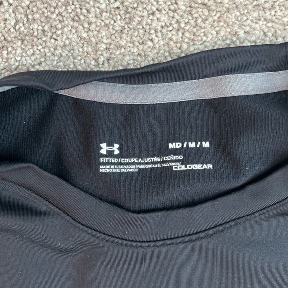 UnderArmor Cold Gear Men’s Long Sleeve - M - Picture 2 of 3